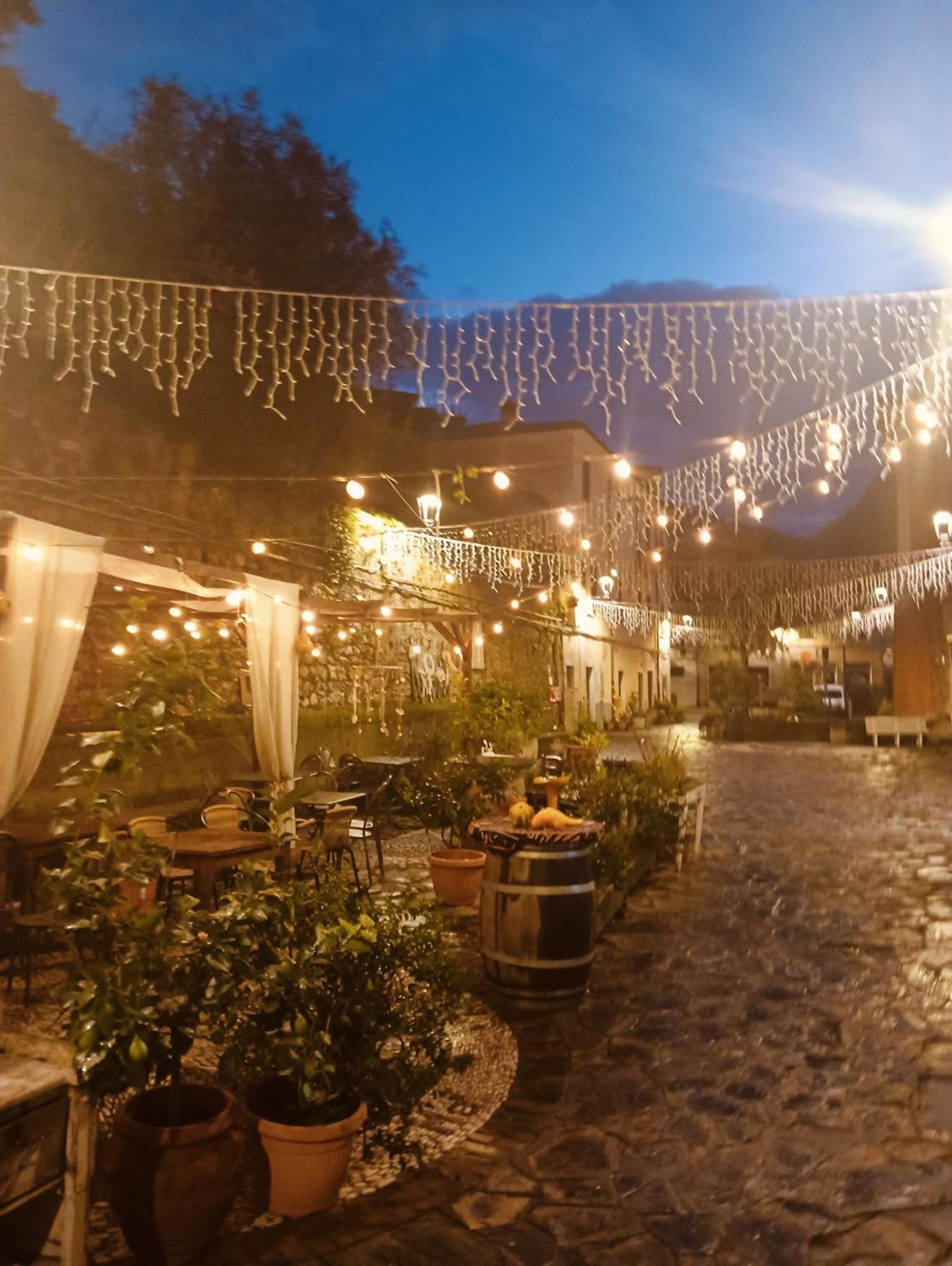 La Terrazza Di Ameglia Alta Apartment Luaran gambar